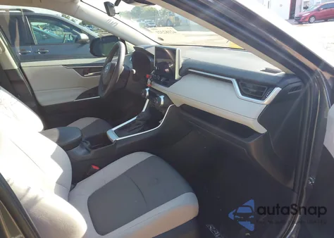 2024 Toyota Rav4 Xle from USA, damaged, VIN 2T3W1RFV7RW359241